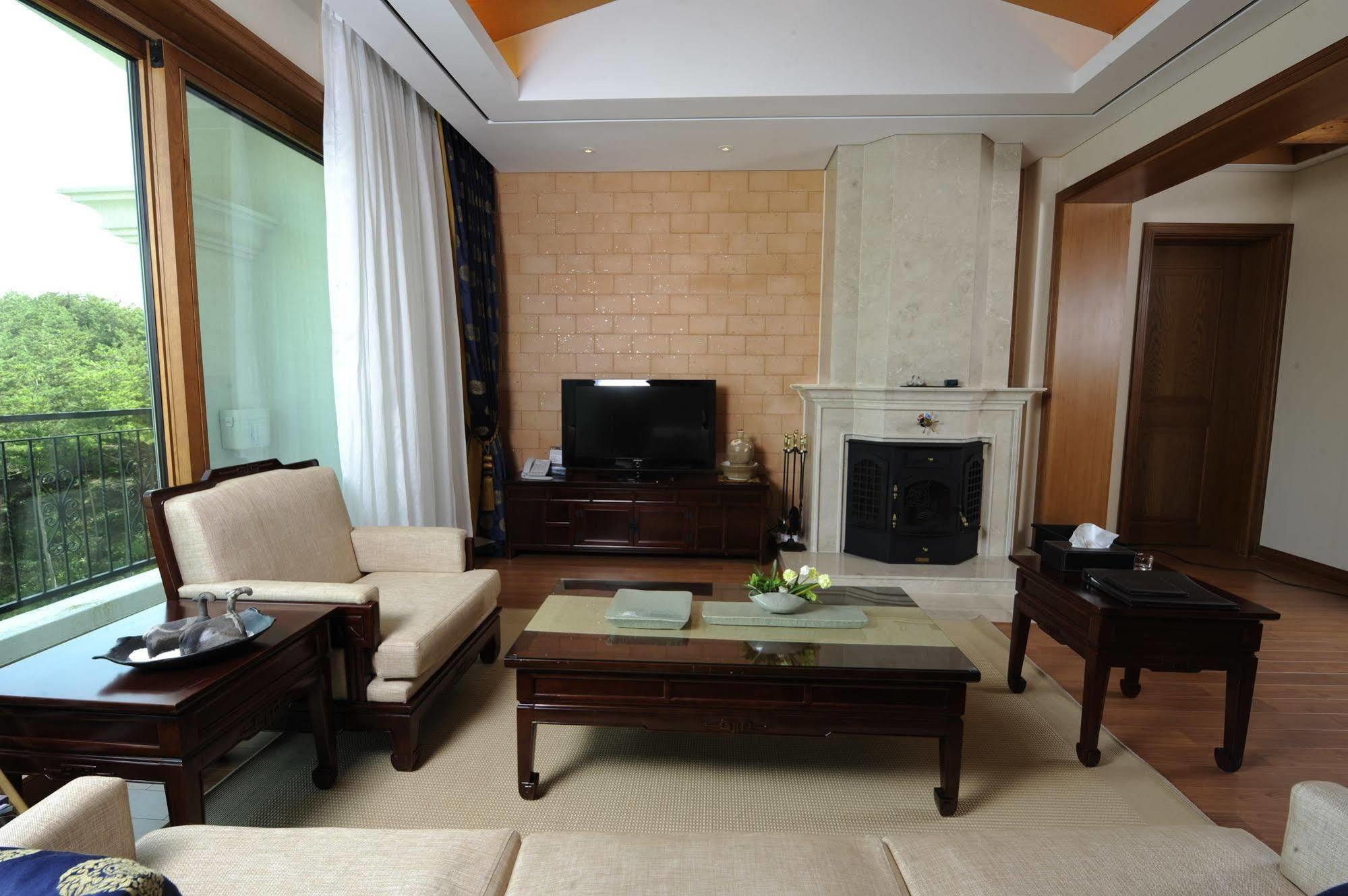 Hotel Pineridge Sokcho Exterior foto
